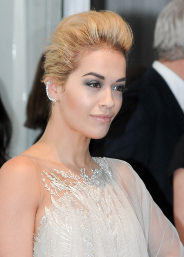 リタ・オラが「アディダス」とコラボレーション、新ライン立ち上げか？