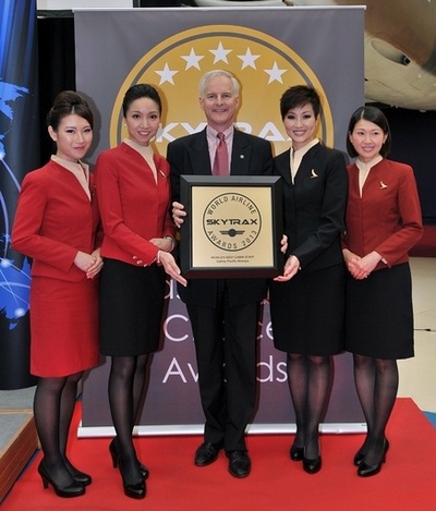 アジアに多い「ベストオブ客室乗務員」、1位はキャセイ航空
