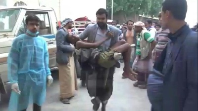 動画：サウジ、イエメン北部のフーシ派拠点を攻撃 民間人13人死亡 負傷者らの映像