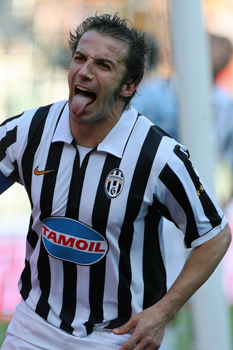 ＜サッカー セリエB＞ユベントス ナポリに快勝しセリエA昇格へ前進 - イタリア