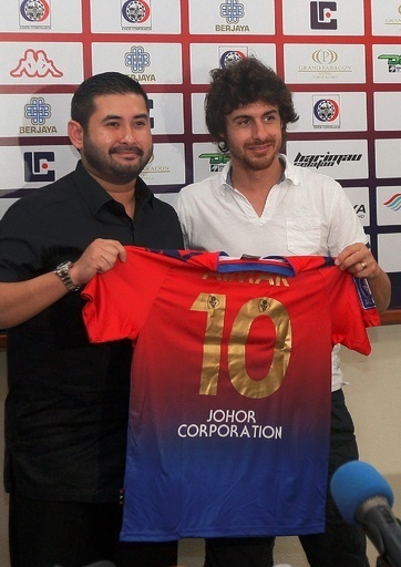 元アルゼンチン代表のアイマールがマレーシアのクラブに加入