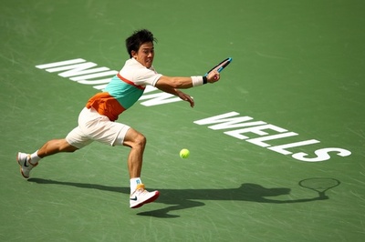 錦織が辛くも3回戦へ、窮地しのぎフルセット勝ち BNPパリバOP