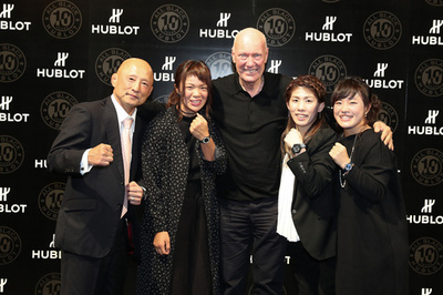 ウブロ「オールブラック」誕生10周年、吉田沙保里も祝福！