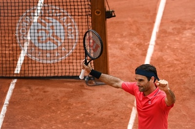 フェデラーが全仏OP3回戦へ 新ルールに慣れず「まだ新人」