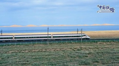 中国の高速列車「復興号」 青海チベット鉄道で正式運行へ
