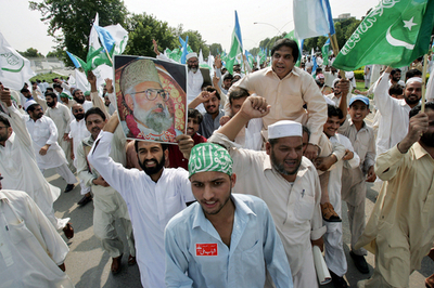 パキスタン、イスラム保守派らがムシャラフ大統領立候補に抗議