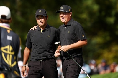 世界選抜がフォアサム全勝 米国選抜と5対5タイに プレジデンツ杯