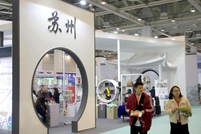 中国から海外への観光客1.5億人で過去最多 観光客争奪戦も