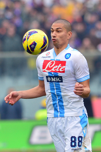 ナポリがフィオレンティーナと引き分ける、カヴァーニがGKのミスを帳消し