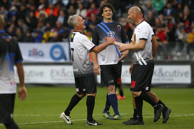 仏代表デシャン監督、ジダン氏が自身の後継者になるとの認識示す