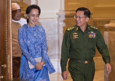 スー・チー氏、発足から1年のミャンマー文民政権を擁護