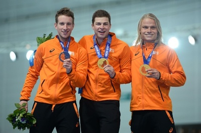 オランダ、男子チームパシュートで金メダル ソチ五輪