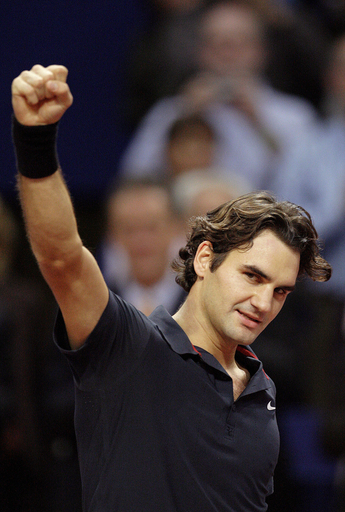 フェデラー ストレートでカルロビッチを降し決勝へ