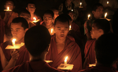 聖火がインドに到着、リレーに向け厳戒態勢