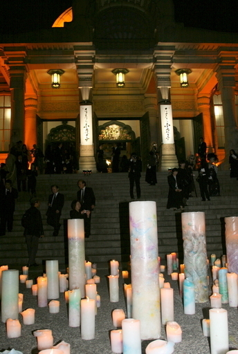 世界的モデル「山口小夜子さんを送る夜」 約1000人が参列