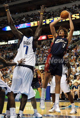 マーベリック ス 対 キャバリアーズ