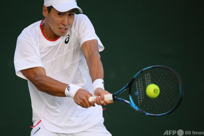 綿貫陽介が2セットダウンから逆転 ウィンブルドン初戦突破