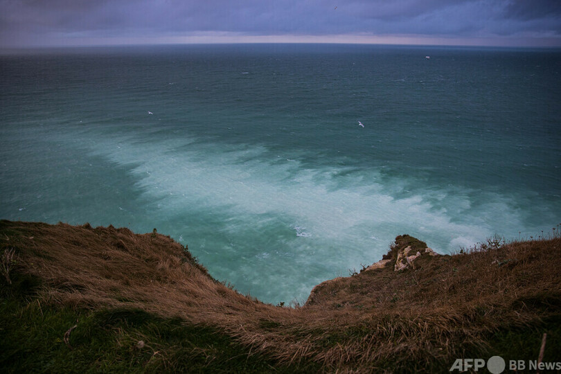 仏海軍、ロシア船籍の貨物船拿捕 EU制裁の対象か