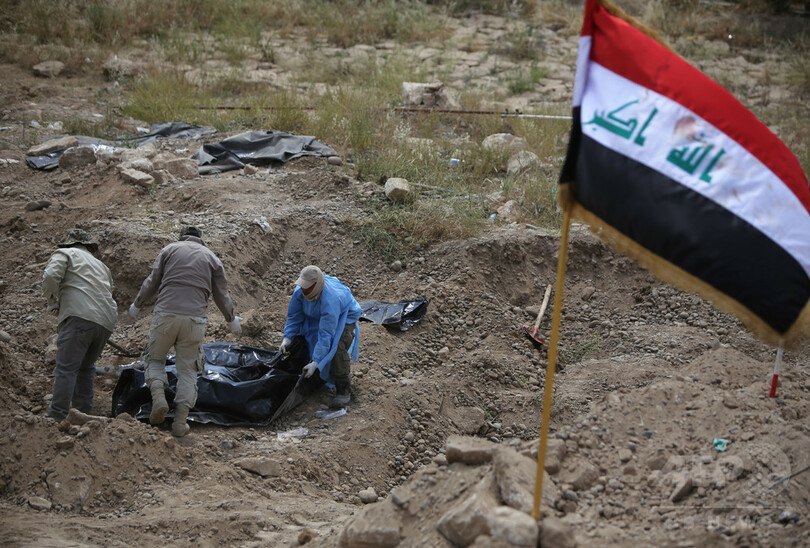 ティクリートで470人の遺体収容、ISが虐殺の兵士か イラク