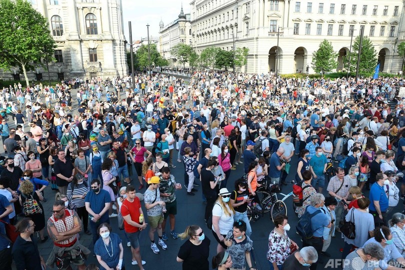 中国大学建設に「ノー！」 1万人が抗議 ハンガリー