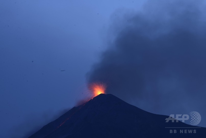 中米グアテマラ フエゴ火山が噴火 写真枚 国際ニュース Afpbb News