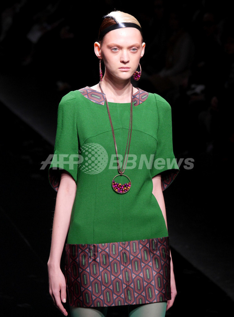 ＜13/14年秋冬東京コレクション＞ユマコシノ