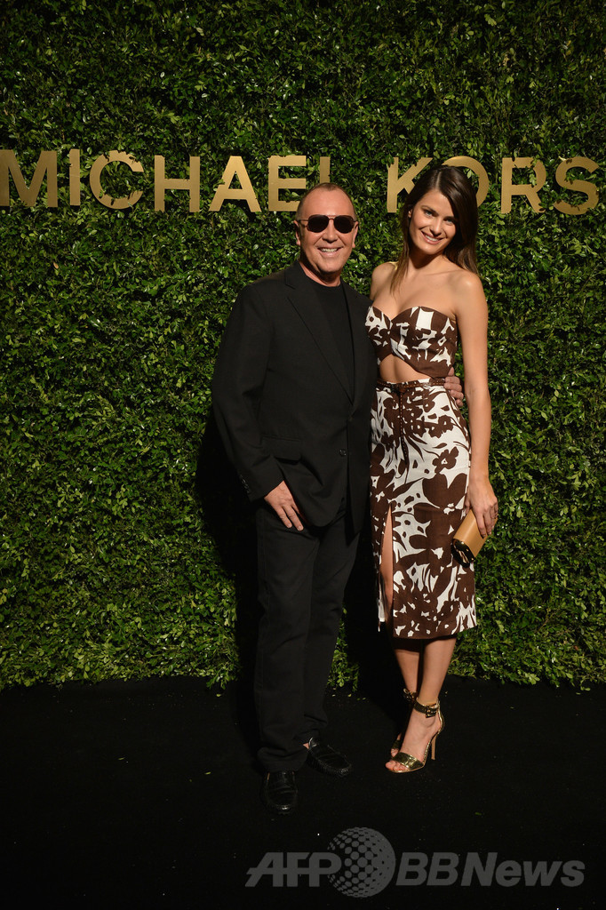 ミランダ・カーらセレブも多数出席、「マイケル・コース」上海旗艦店オープニングイベント