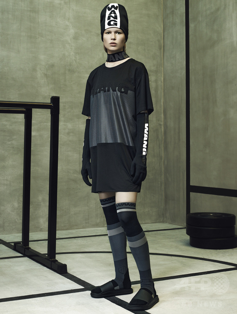 アレキサンダー ワン×H＆M、注目のルック公開へ