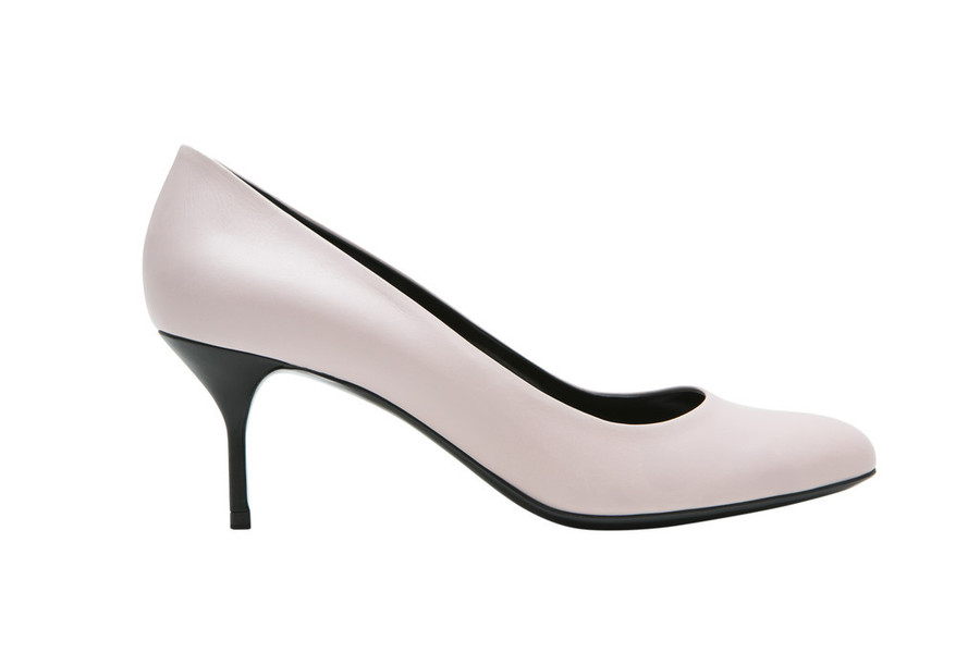 「ピエール アルディ」初、ジャパンフィットパンプス発売