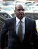 米サンフランシスコ（San Francisco）連邦地裁に到着したバリー・ボンズ（Barry Bonds）被告（2011年12月16日撮影）。(c)AFP/Getty Images/Justin Sullivan