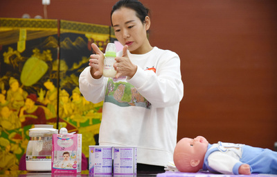 中国で「トップ大学の卒業生が家政婦に」と話題 家事サービス業は高収入の時代に