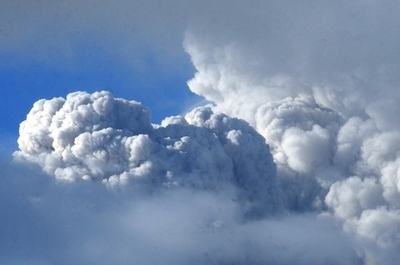 チリのプジェウエ火山の噴火、南米の空の便に影響