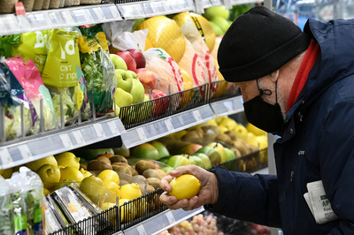 2021年の世界食料価格、10年ぶり高水準 FAO