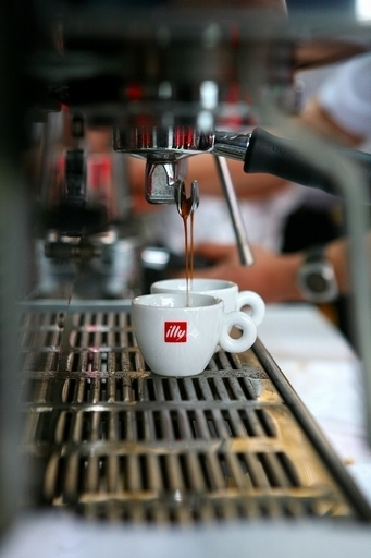 コーヒーをたくさん飲むと幻覚を引き起こしやすい、英研究