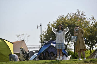 コロナ禍の中国でテントブーム 密を避けプチ旅行