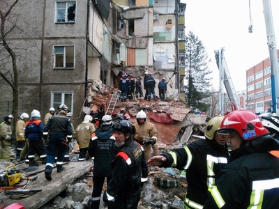 集合住宅でガス爆発、7人死亡 ロシア