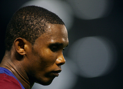 ＜サッカー リーガエスパニョーラ＞エトー ライカールト監督とロナウジーニョに反論 - スペイン