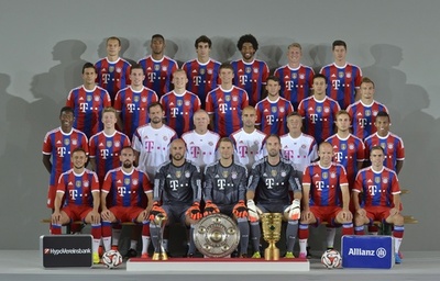 ブンデス王者バイエルンがポートレート撮影