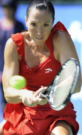 ヤンコビッチ バルトリを退け準決勝進出、東レ・パンパシフィック・オープン