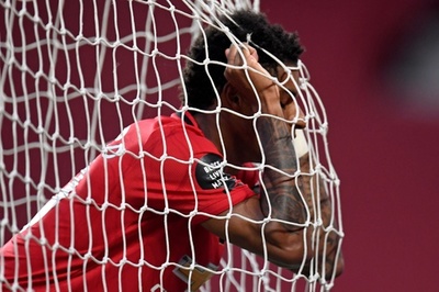 マンU、3位浮上のチャンス逃す 最終盤の失点でドロー