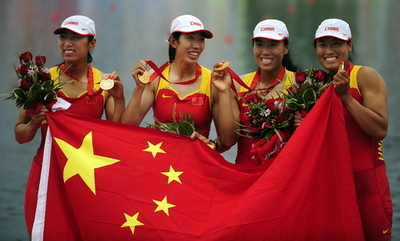 中国 ボート・女子クォドブルスカルで金メダル獲得