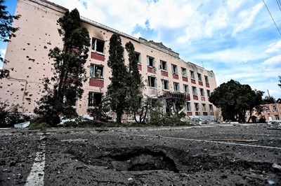 ウクライナの越境攻撃続く ロシア西部で陣地強化