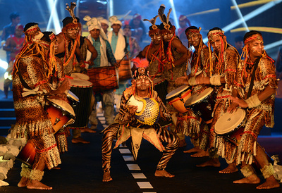 スリランカでチャリティ・ファッションショー開催