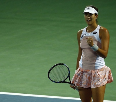 ムグルサが同胞ナバロ下し準決勝進出、ドバイ・テニス選手権