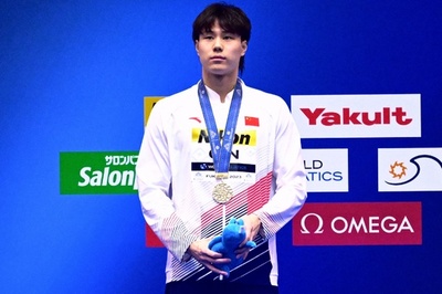 中国勢が男子100ｍ平泳ぎと女子100ｍバタフライで金、世界水泳
