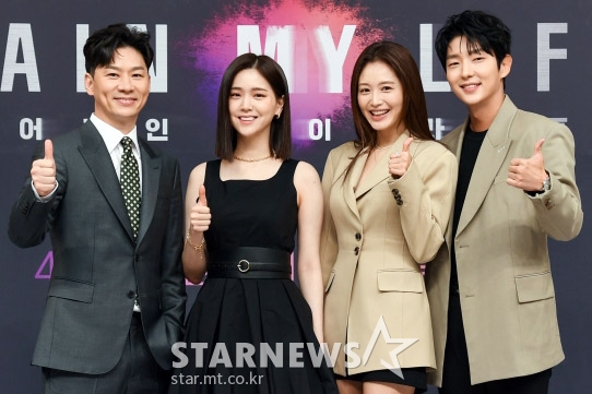 (左から）チョン・サンフン、キム・ジウン、キム・ジェギョン、イ・ジュンギ　(c)STARNEWS