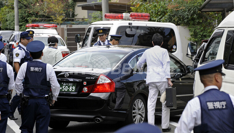 中川昭一元財務・金融担当相が自宅で死亡
