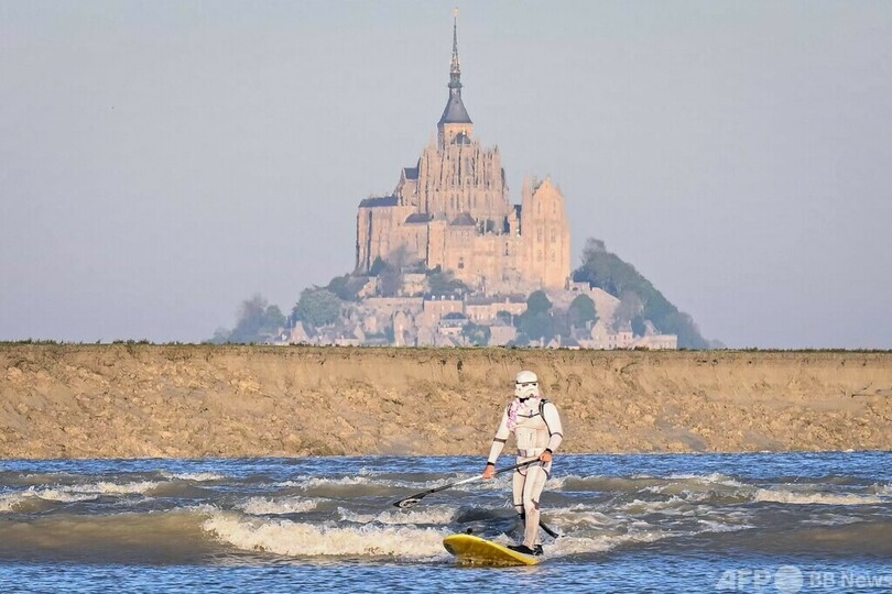 【今日の1枚】モンサンミシェルでスターウォーズ？ 仏