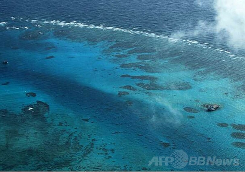 中国、南沙諸島で埋め立て フィリピンが写真公開