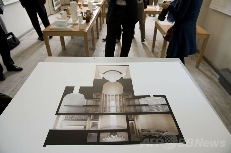 キリスト、イスラム、ユダヤ教徒が集う祈りの施設 独ベルリン